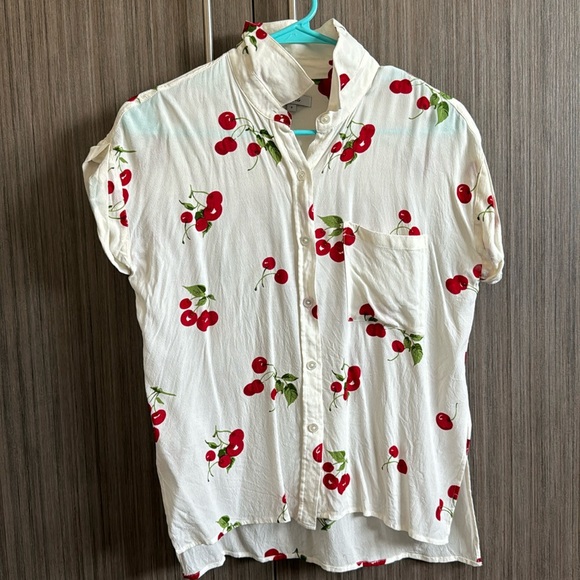 Rails Whitney Cherry Bloom button down shirt - Picture 1 of 6